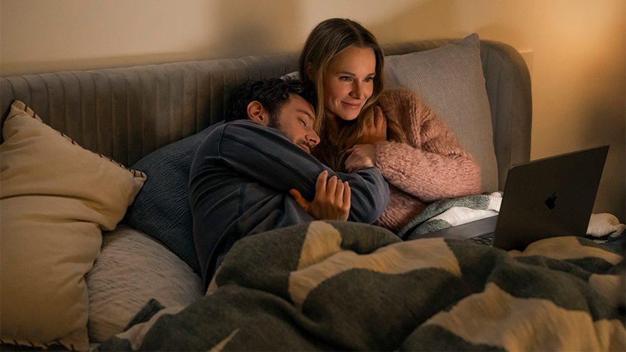 Kristen Bell and Adam Brody in Nobody Wants This Season 2